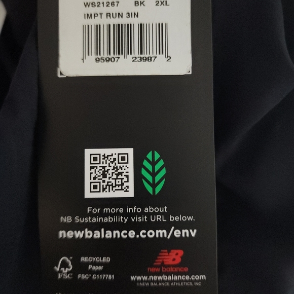 New Balance Women's impact 3 inch running shorts size 2XL - Picture 5 of 15